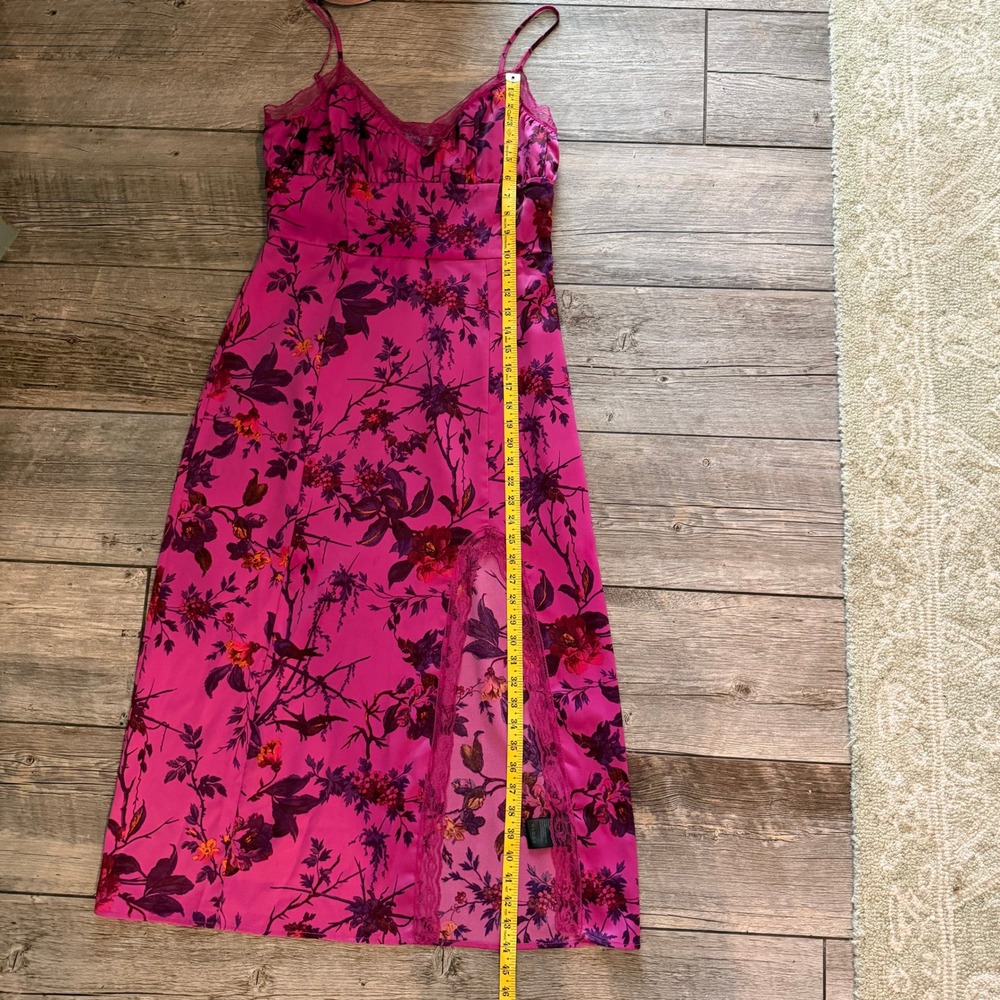 Urban Outfitters Magenta Floral Lace Trim Slip Midi Dress Large Pink Slit L - Picture 9 of 10